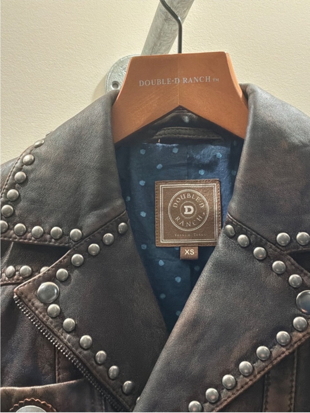 Double D Ranch Open Range Studded Leather Jacket with Conchos RTL $1295 XS NWT - Picture 14 of 16